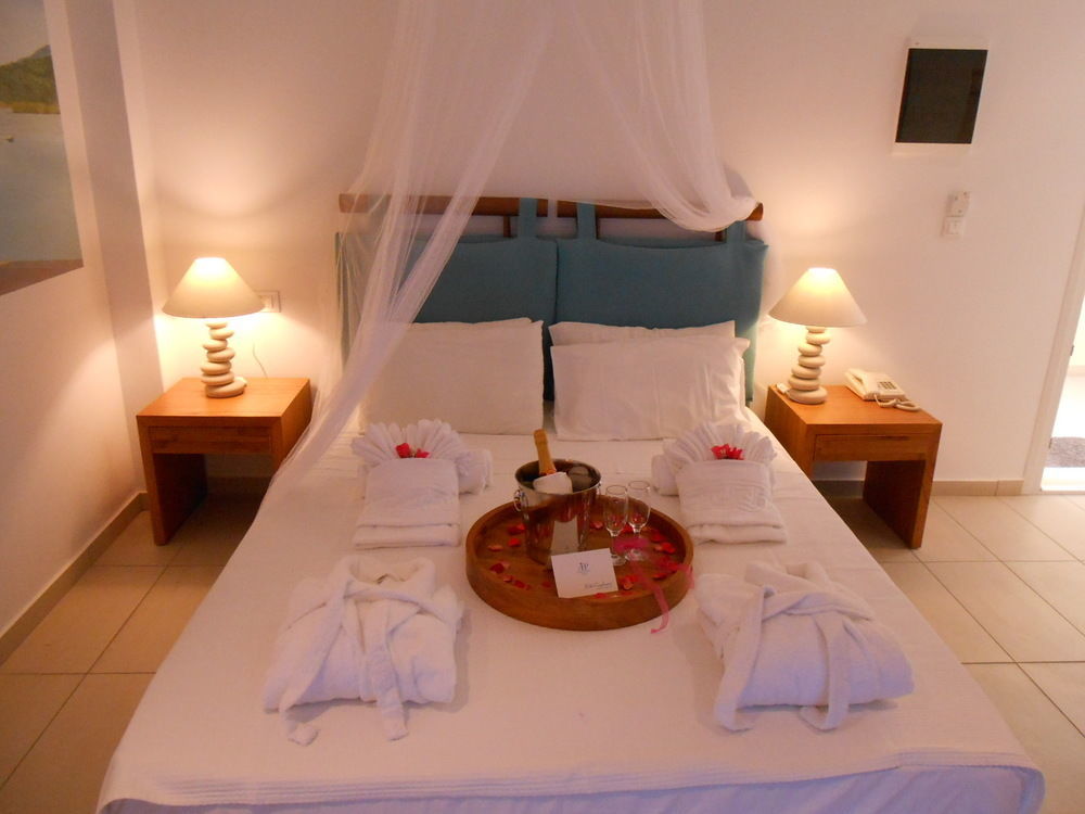 Ionian Princess Suites Hotel Acharavi  Exterior photo