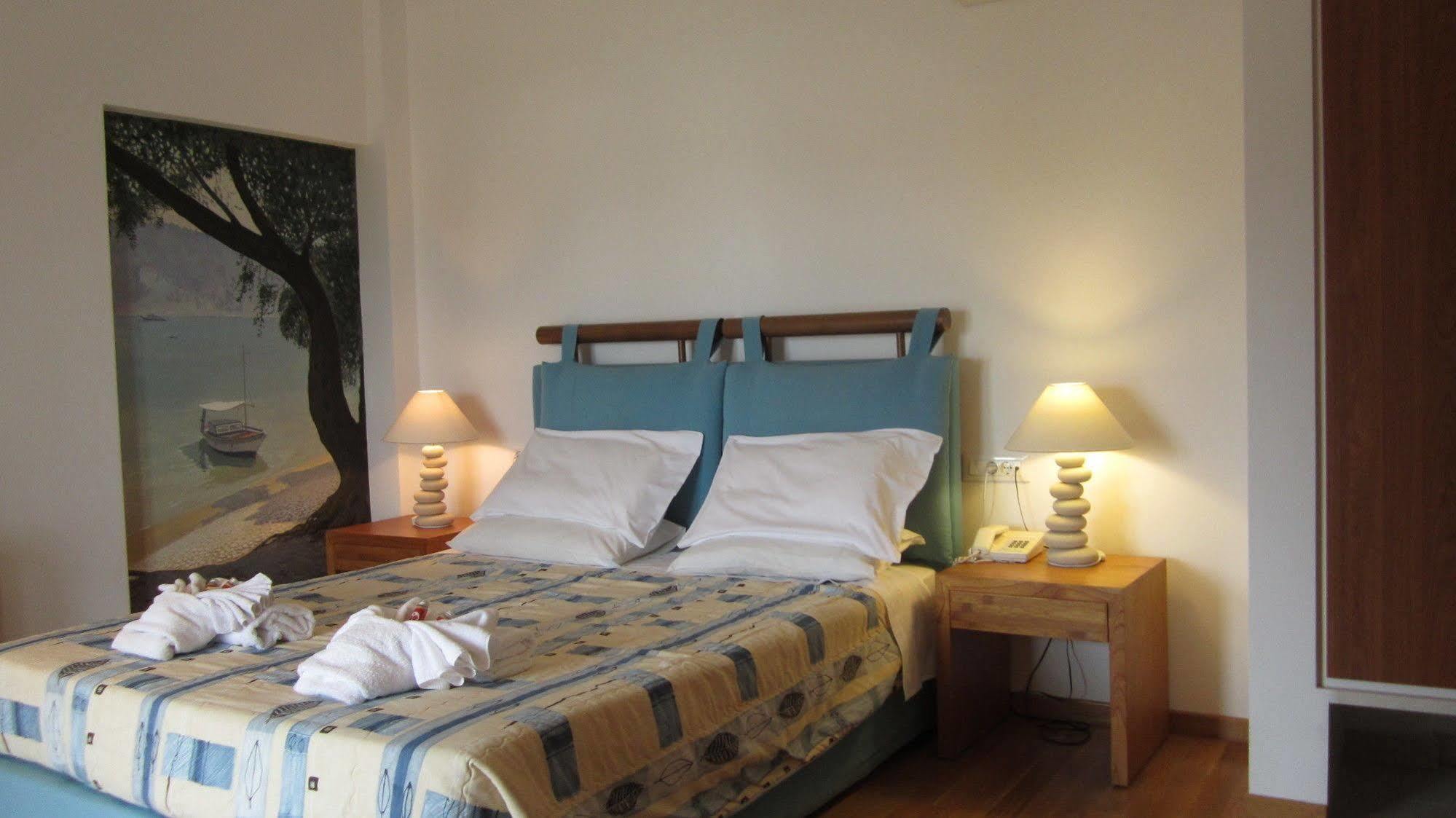 Ionian Princess Suites Hotel Acharavi  Exterior photo